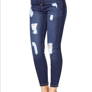 NWT Blue Age Distressed Capris. Dark Wash!